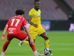 Al-Hilal Aims to Rebound Against Al Kholood Amid Title Struggles