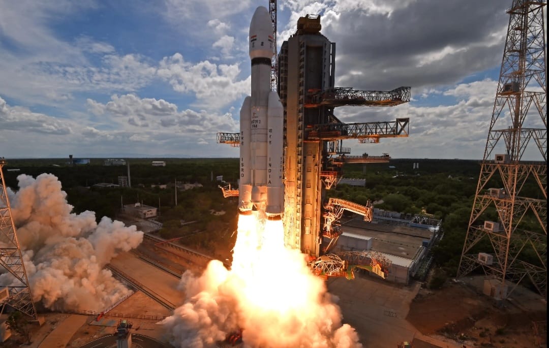 Anand Mahindra replies to criticism over Chandrayaan-3 expenditure, says “fills us with pride”